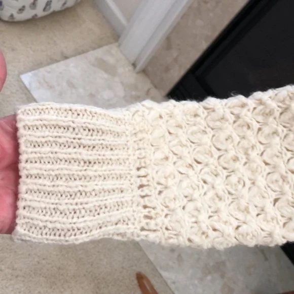 Free People Cream V-Neck Sweater - Picture 7 of 14